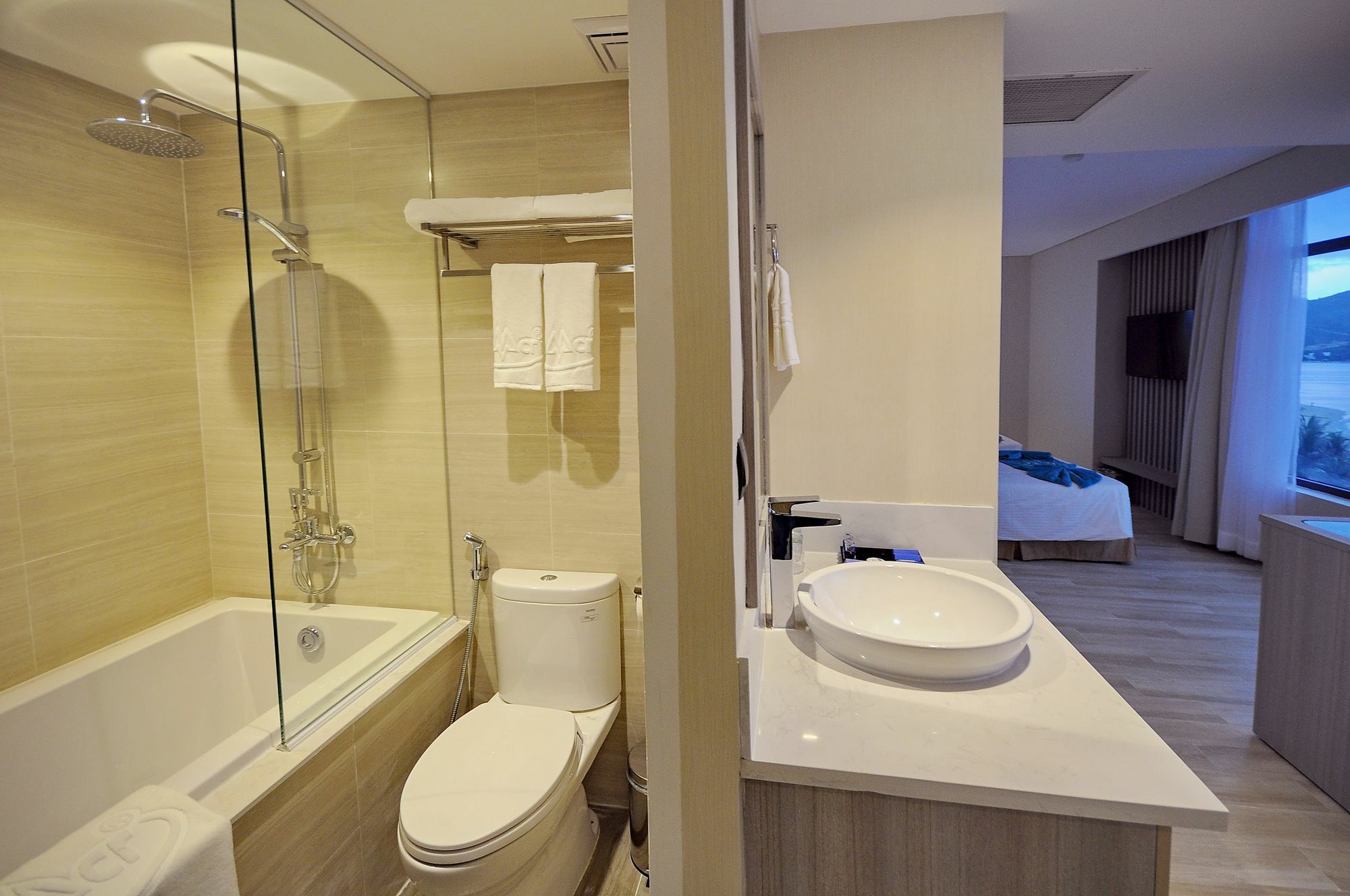 The Mcr Luxury Nha Trang Hotell Eksteriør bilde